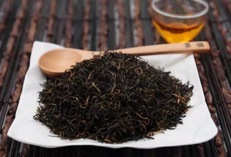 武夷山岩茶:自然之境与独特风味的完美融合